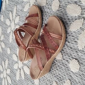 Skechers Beverlee Tiger Posse sandals